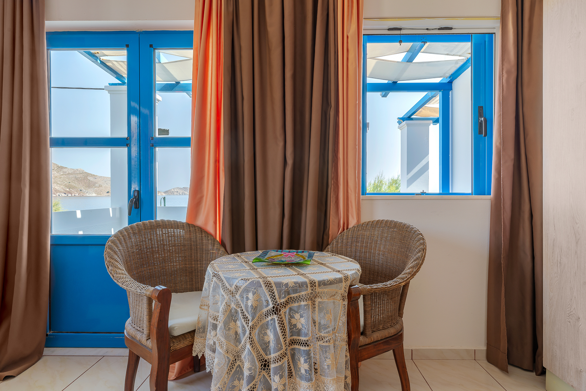 _files/livadia_rooms_gallery/Livadia Beach Apartment (3).jpg